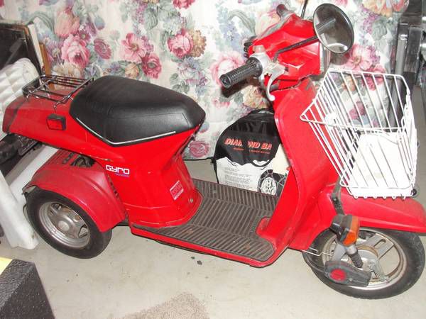 1984 honda gyro red 3 wheeler scooter