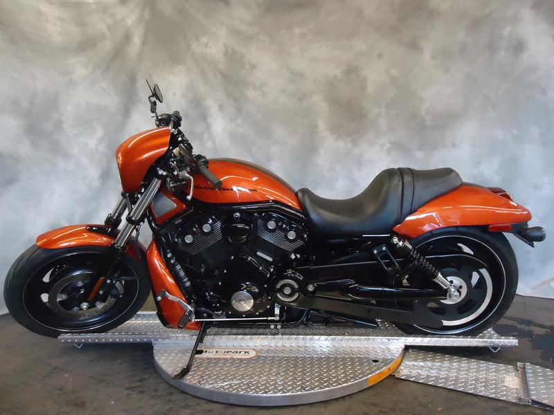 2011 Harley-Davidson VRSCDX - V-Rod Night Rod Special Sportbike 