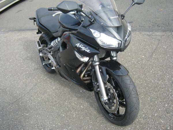 2009 Kawasaki ninja 650R (low miles)
