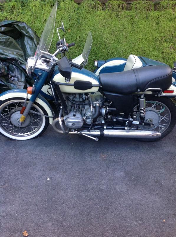 2000 ural deco classic- green and beige-