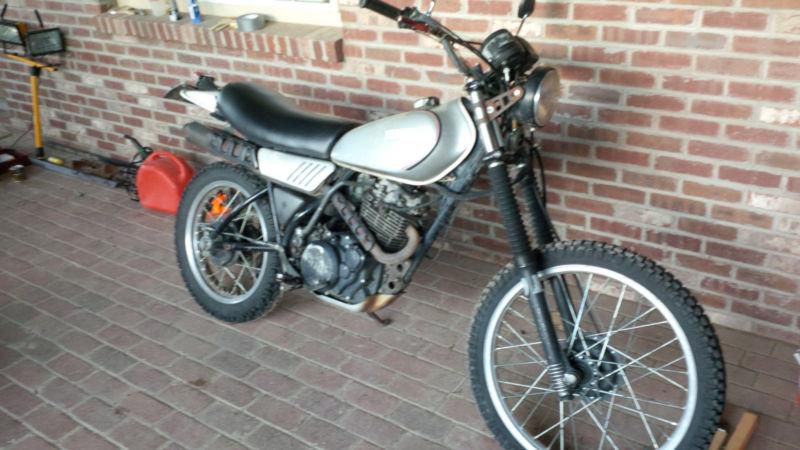 1980 xt 250! only 29xx miles! fresh everything!