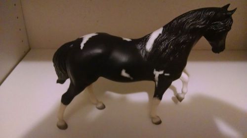 Breyer Desperado 1997 Fall Show Horse on El Pastor Mold LSQ black pinto 5000