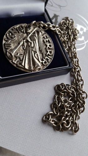 Vintage Jewellery, St Vincent Ferrier large medallion with reverse design