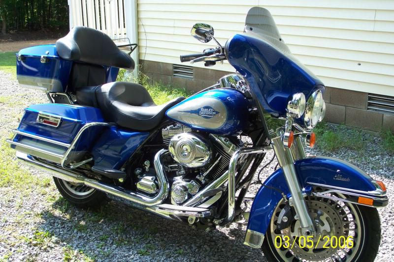 2009 electra-glide classic, under 9,000 miles!