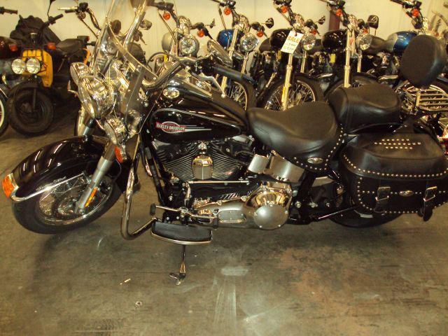 2006 Harley-Davidson FLSTCI 