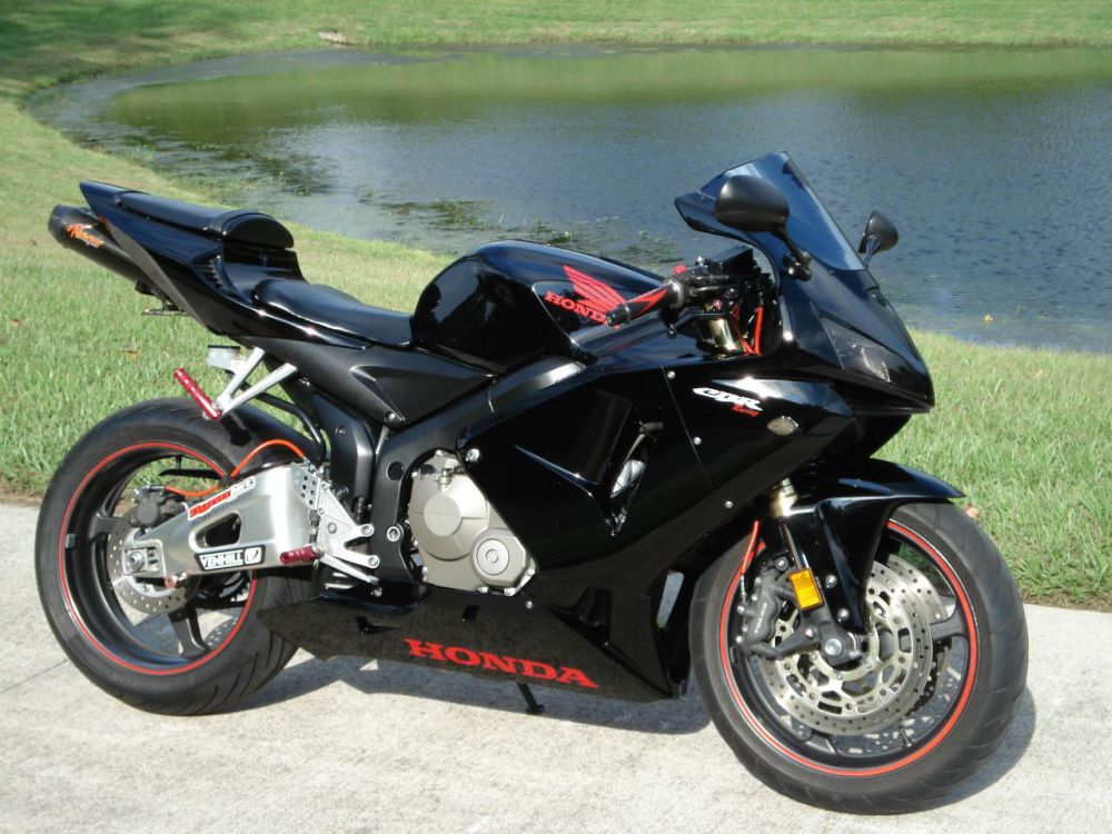 2006 Honda CBR600R Sportbike 