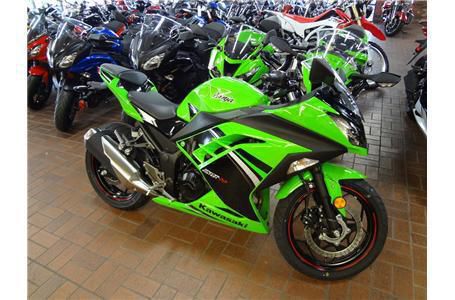 2014 Kawasaki Ninja 300 ABS Special Edition Sportbike 