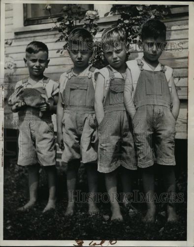 1935 Press Photo Quadruplets Vincent, Donald, Anthony &amp; Bernard Perricone