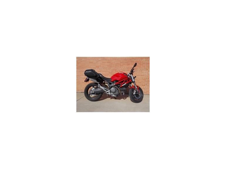 2011 Ducati Monster 696 696 Sportbike 
