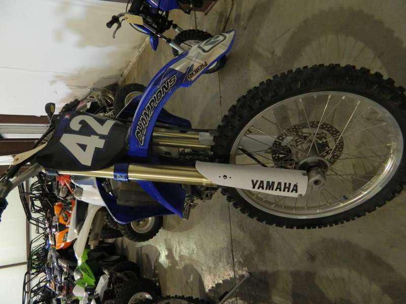 2005 Yamaha YZ 250F Dirt Bike 