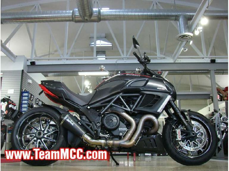2011 Ducati Diavel Carbon 