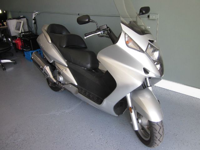 Used 2004 Honda Silver Wing for sale.