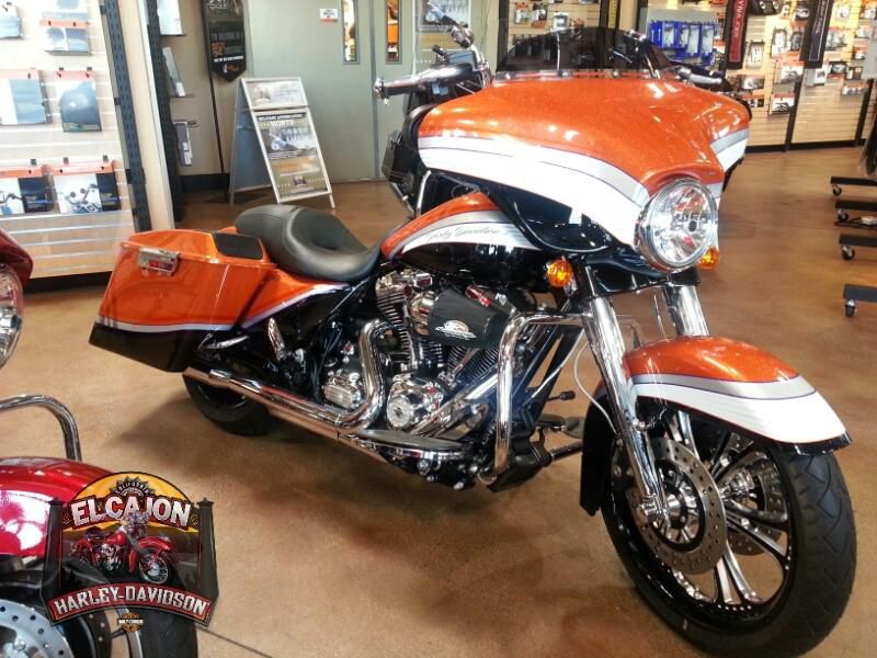2013 Harley-Davidson FLHX - Street Glide Custom 