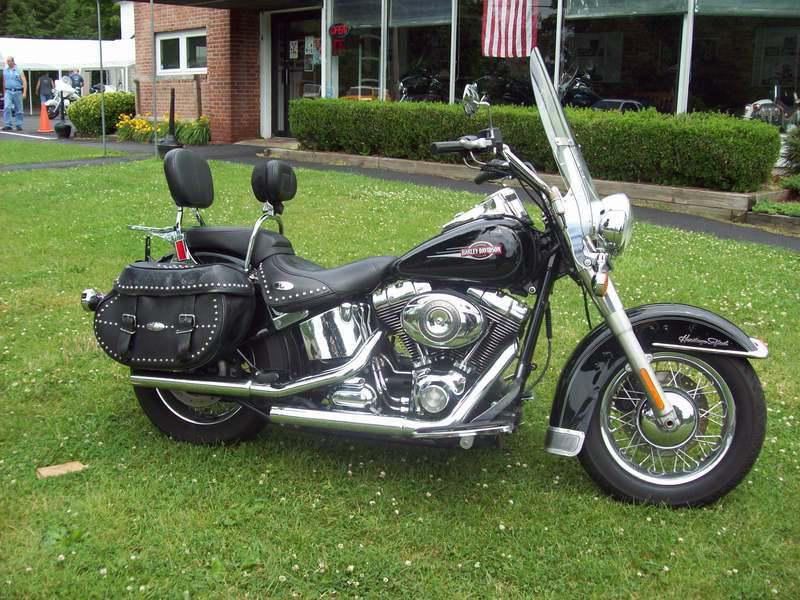 2008 Harley-Davidson FLSTC - Softail Heritage Softail Classic Cruiser 