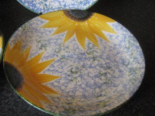 Poole pottery vincent sunflower by anita harris  dinner plate 11&#034; - 3 available