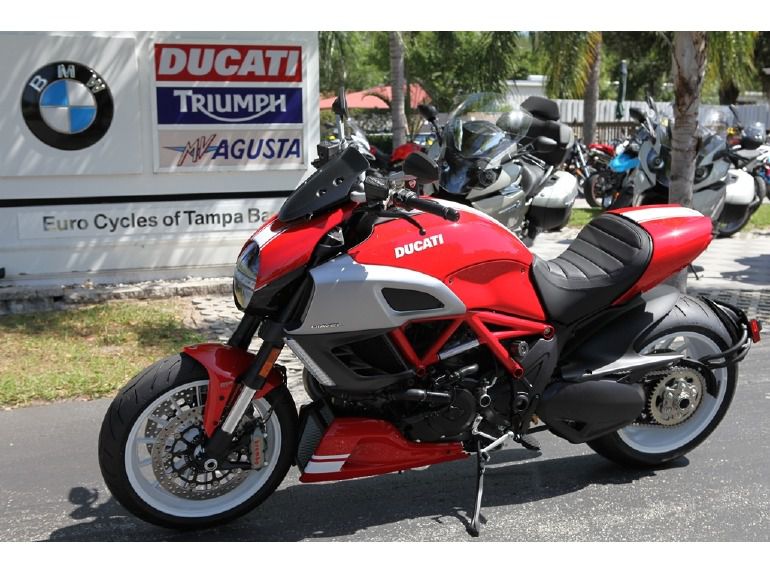 2013 Ducati Diavel 