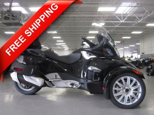 2015 Can-Am Spyder RT 6-Speed Manual (SM6)