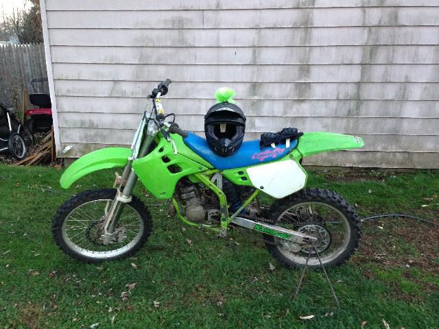 1990 KAWASAKI KX125 DIRT BIKE it has an issue and I don&#039;t have the time or