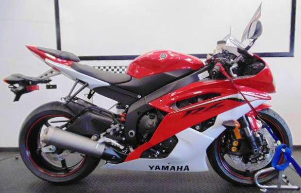 2013 yamaha yzf-r6  sportbike 