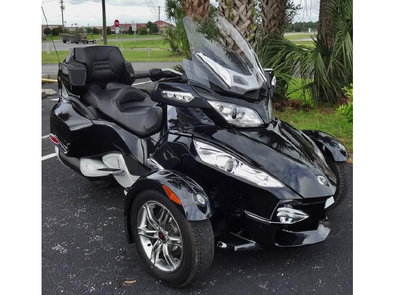 2011 Can-Am Spyder Roadster RT-S Sport Touring 