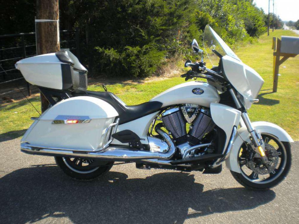 2012 victory cross country tour  touring 