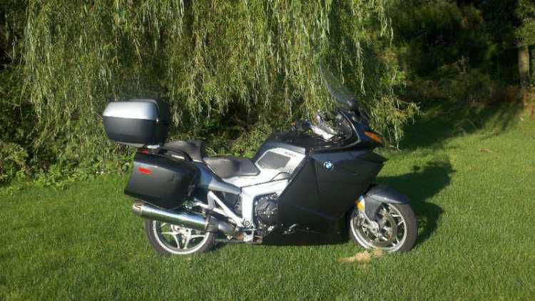2007 BMW K1200GT in Good Condition with extracs