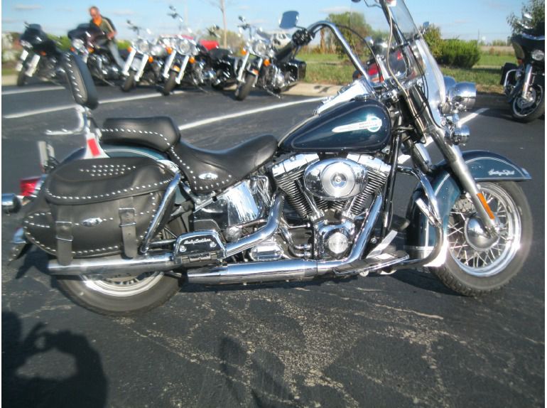 2002 Harley-Davidson Heritage Softail Classic FLSTC 
