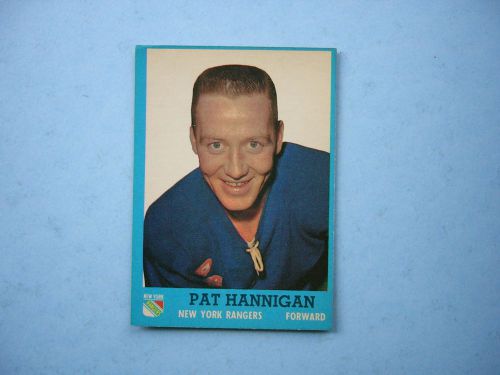 1962/63 topps nhl hockey card #64 pat hannigan ex+ ex/nm sharp!! 62/63 topps