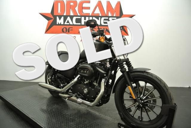 2012 Harley-Davidson Iron 883 XL883N Cruiser 