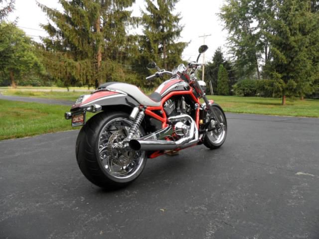 2006 - Harley-Davidson VRSCSE2 Screamin Eagle