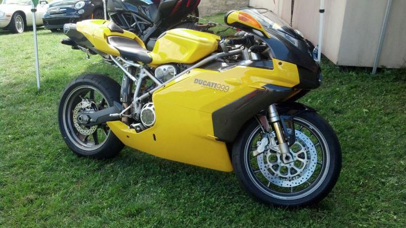 Ducati 999 Superbike - Yellow w Carbon Fiber (Mint Condition & Low Miles)