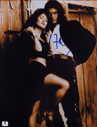 Antonio Banderas Signed Autographed 11X14 Photo Desperado Vintage w/Hayek 849404