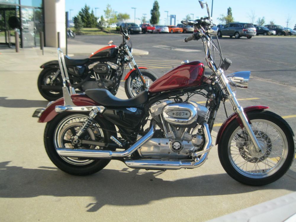 2009 Harley-Davidson 883 Low XL883L Sportbike 