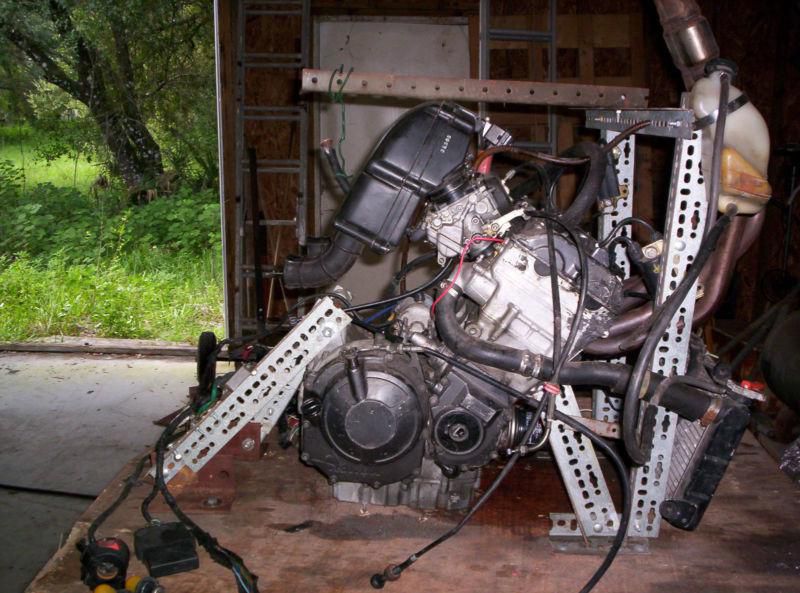 Honda CBR900 motorcycle engine, complete and running