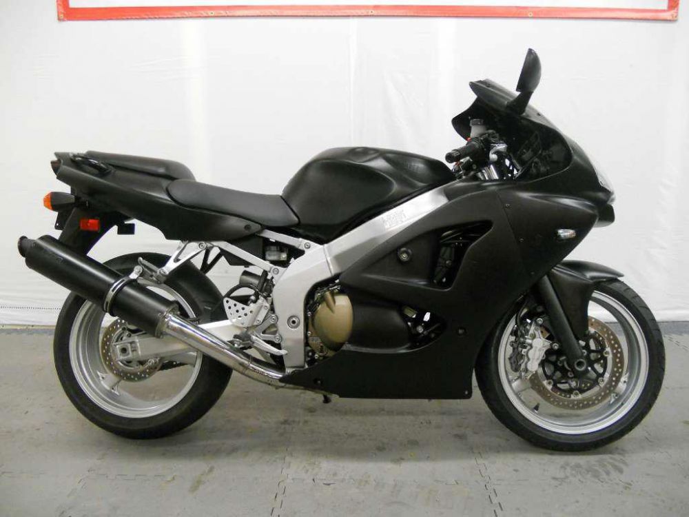 2007 kawasaki zzr600  sportbike 