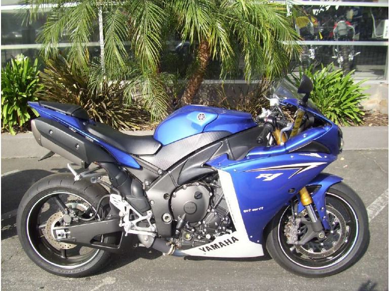 2010 Yamaha YZF-R1 