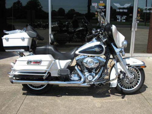 2012 Harley-Davidson Touring FLHTC Electra Glide Classic