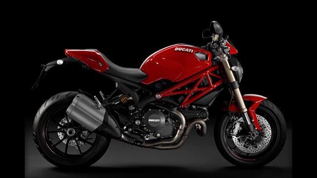 2013 Ducati Monster 1100 EVO Sportbike 