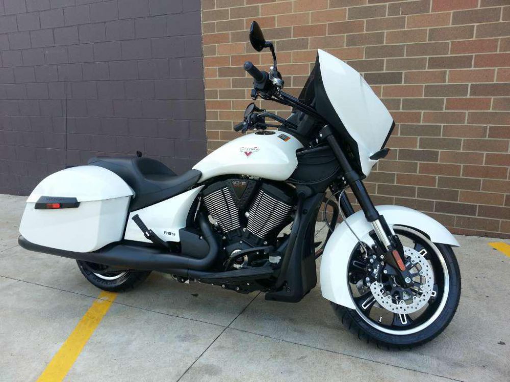 2014 Victory Cross Country Touring 
