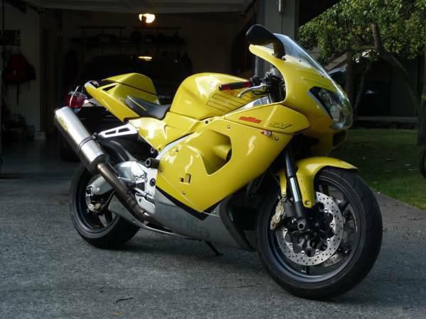 2000 Aprilia RSV 1000 Mille Italian Sport Bike Yellow