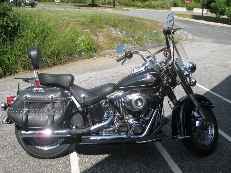 2010 Harley-Davidson FLSTC - Softail Heritage Softail Classic Cruiser 