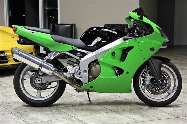 2007 Green Kawasaki Ninja ZZR600