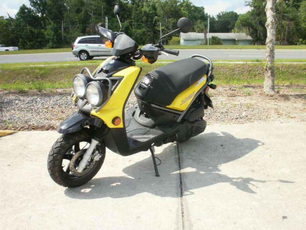 2009 yamaha zuma 125  scooter 