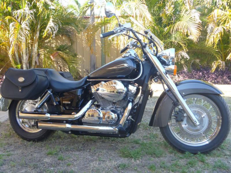 Black 2009 VT400, Ex condition, Very low Klms, 6month rego,LAM, heaps extras