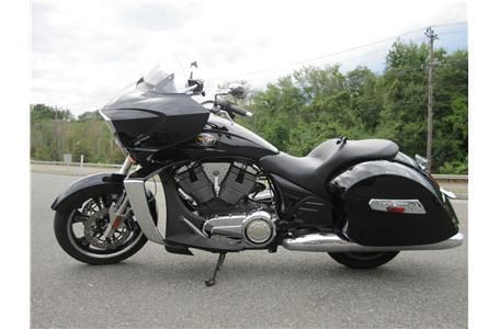 2011 victory cross country  cruiser 