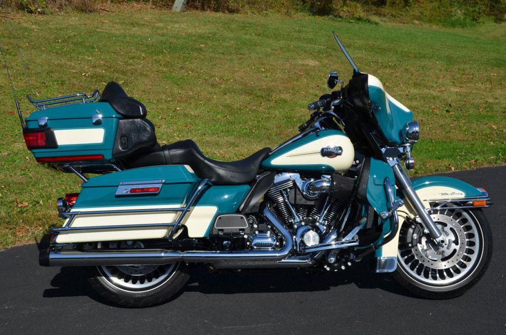 2009 harley-davidson electra glide ultra classic  touring 