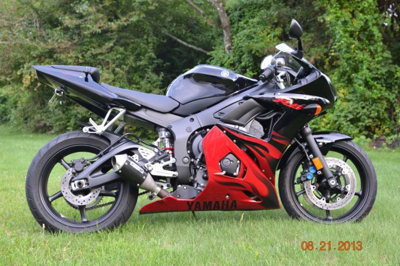 2003 Yamaha YZF-R6 Excellent Condition **low miles**