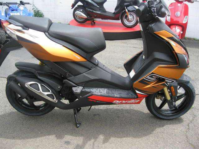 2013 aprilia sr 50 factory  scooter 