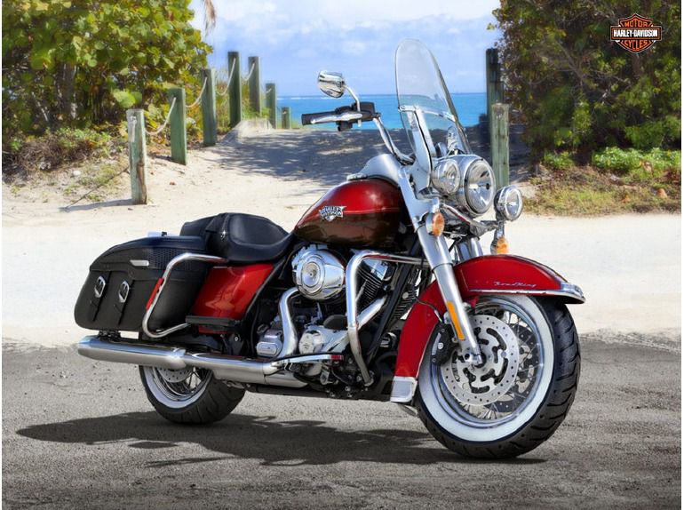 2013 Harley-Davidson FLHRC - Road King Classic - Ember Red Su 