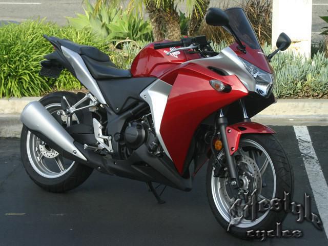 2011 Honda CBR250RB Sportbike 